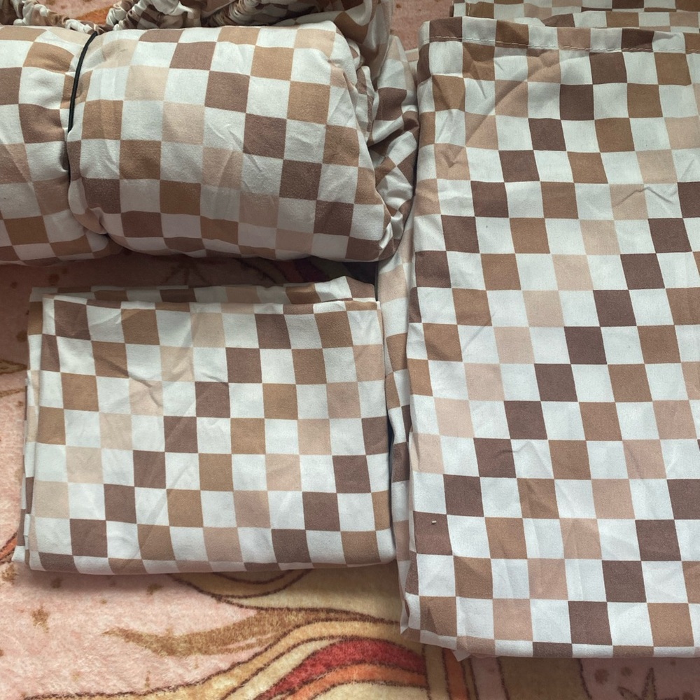 Checkerboard Pink/Brown Twin Bedding Sheet Set